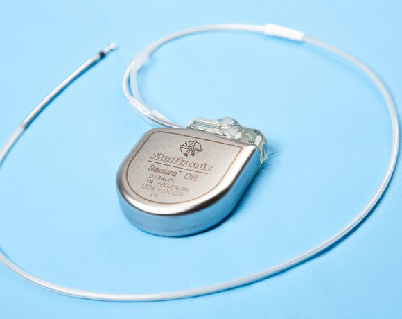Pacemaker and heart defibrillator controls