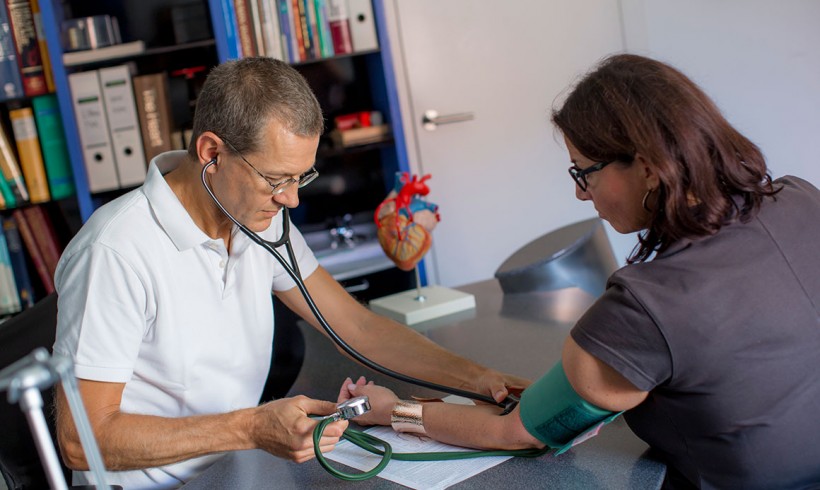 Long-term blood pressure monitoring
